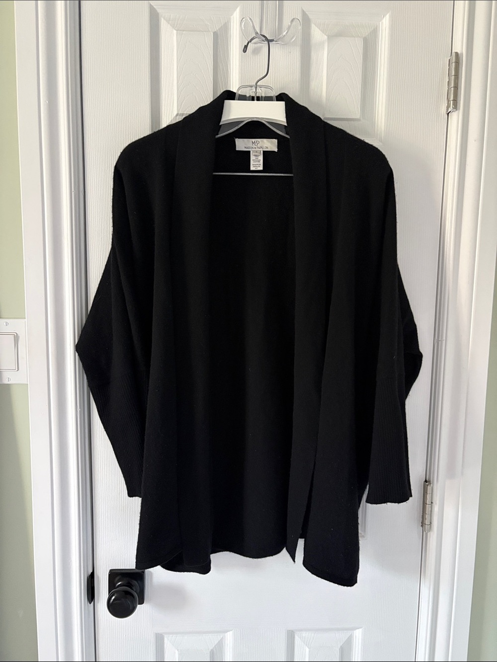 Madison de Papillon 100% Cashmere cardigan - size medium